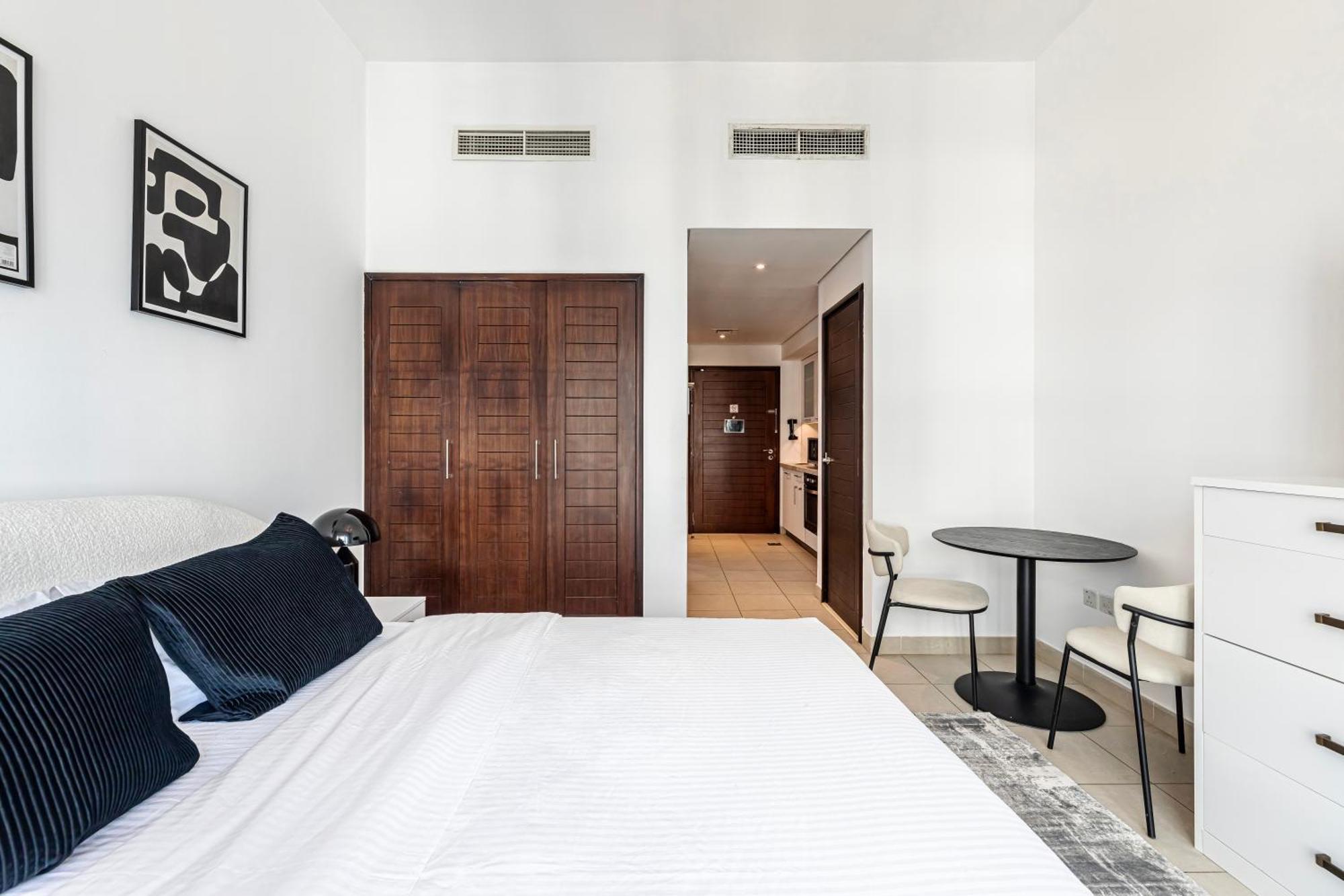 Studio Boulevard Central, City View, Downtown * Dubai